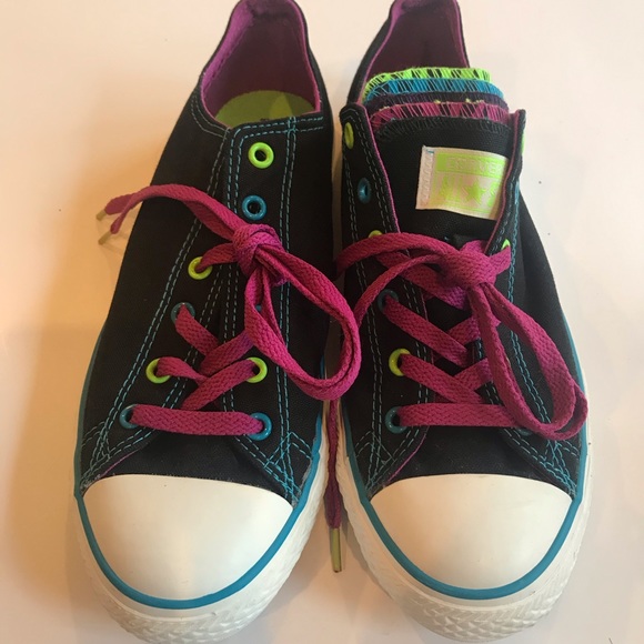 Converse All Star sz 6 (Women’s 8) Multi Tongue - Picture 2 of 6
